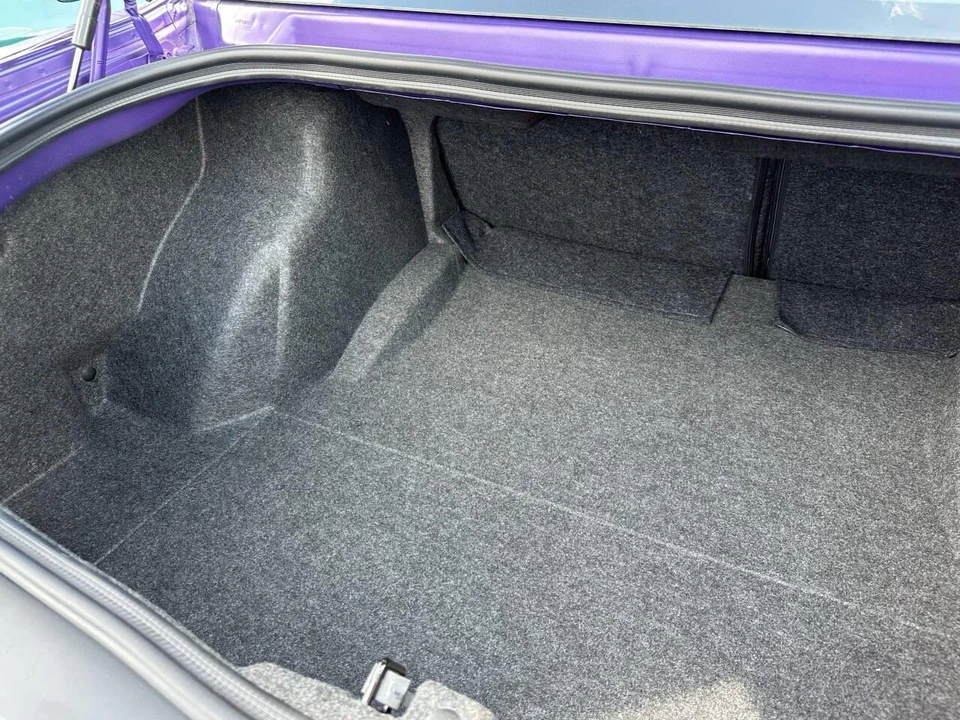 2023 Dodge Challenger 3rd Gen - Image 27 of 31