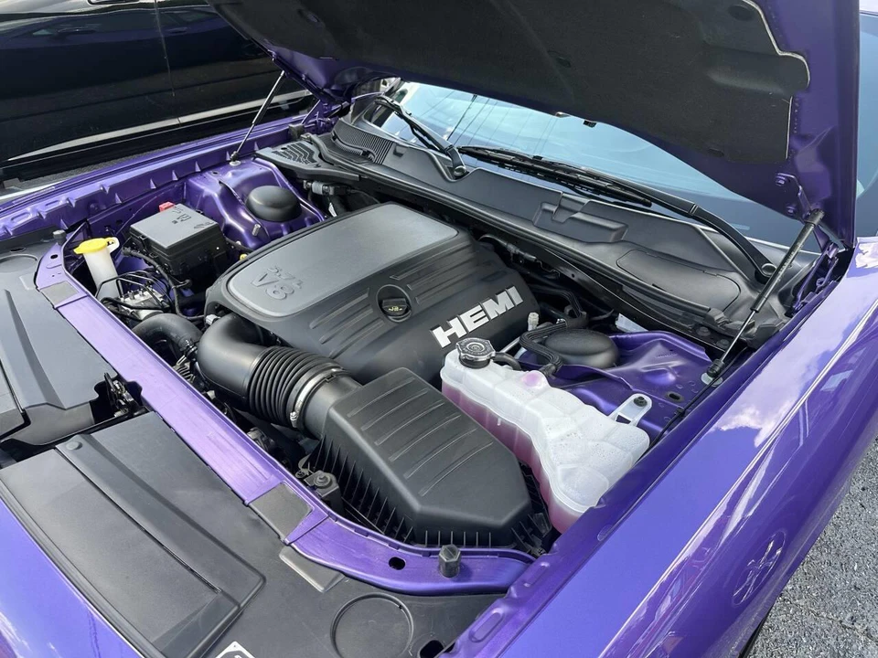 2023 Dodge Challenger 3rd Gen - Image 29 of 31