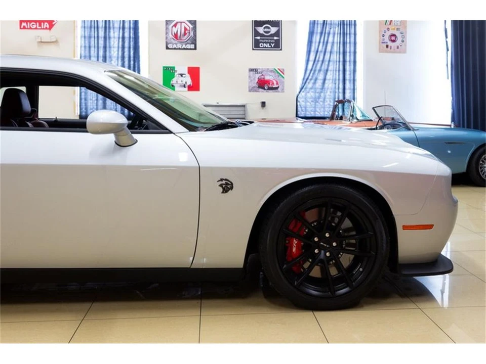 2023 Dodge Challenger 3rd Gen - Image 23 of 31