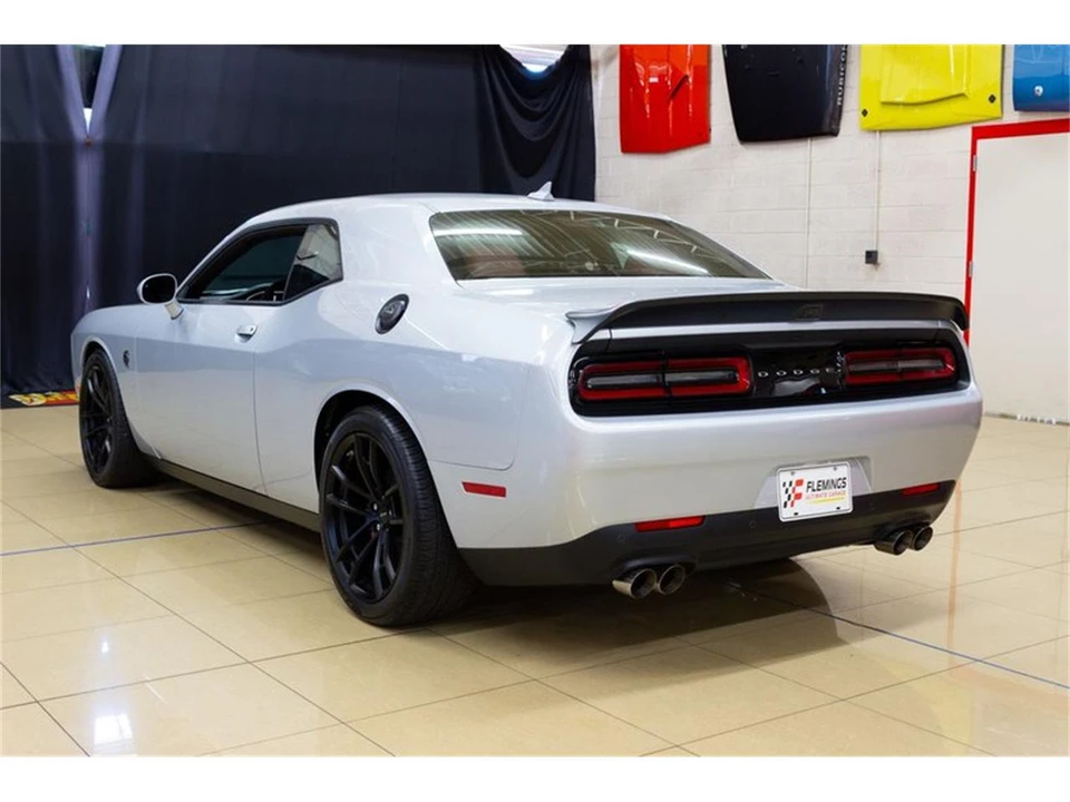 2023 Dodge Challenger 3rd Gen - Image 11 of 31