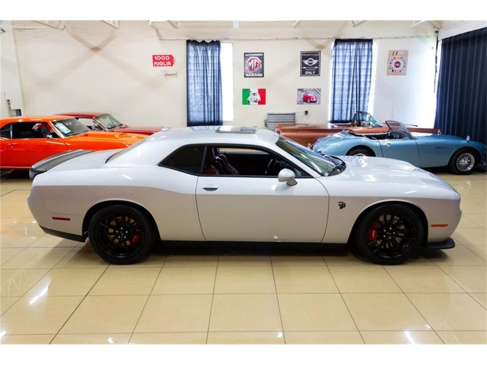 2023 Dodge Challenger 3rd Gen - Image 24 of 31