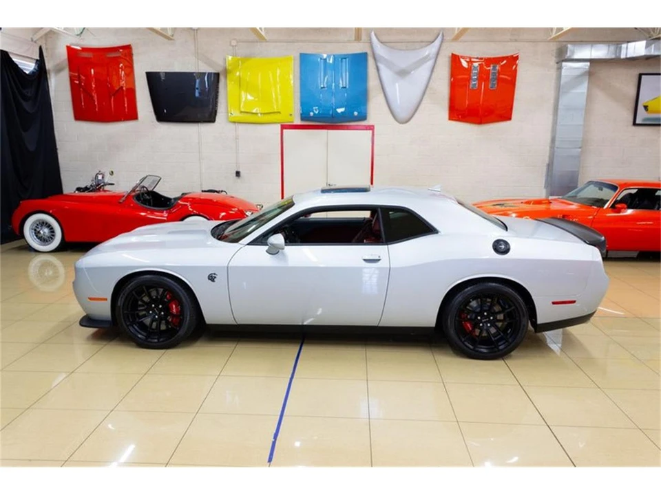 2023 Dodge Challenger 3rd Gen - Image 6 of 31