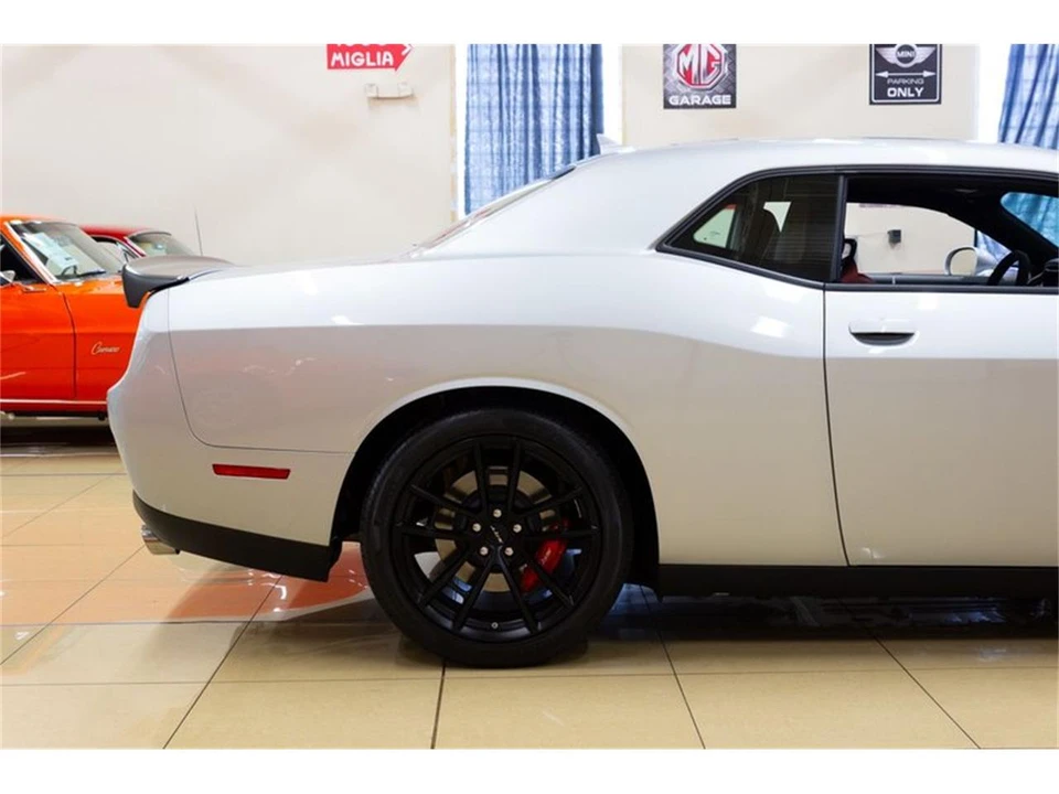 2023 Dodge Challenger 3rd Gen - Image 22 of 31