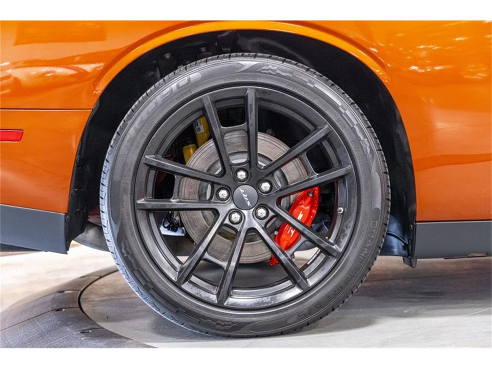 2023 Dodge Challenger 3rd Gen - Image 9 of 31