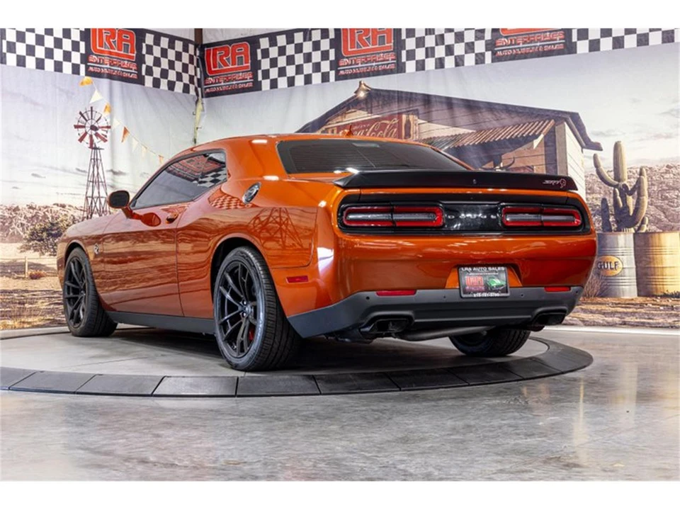 2023 Dodge Challenger 3rd Gen - Image 7 of 31