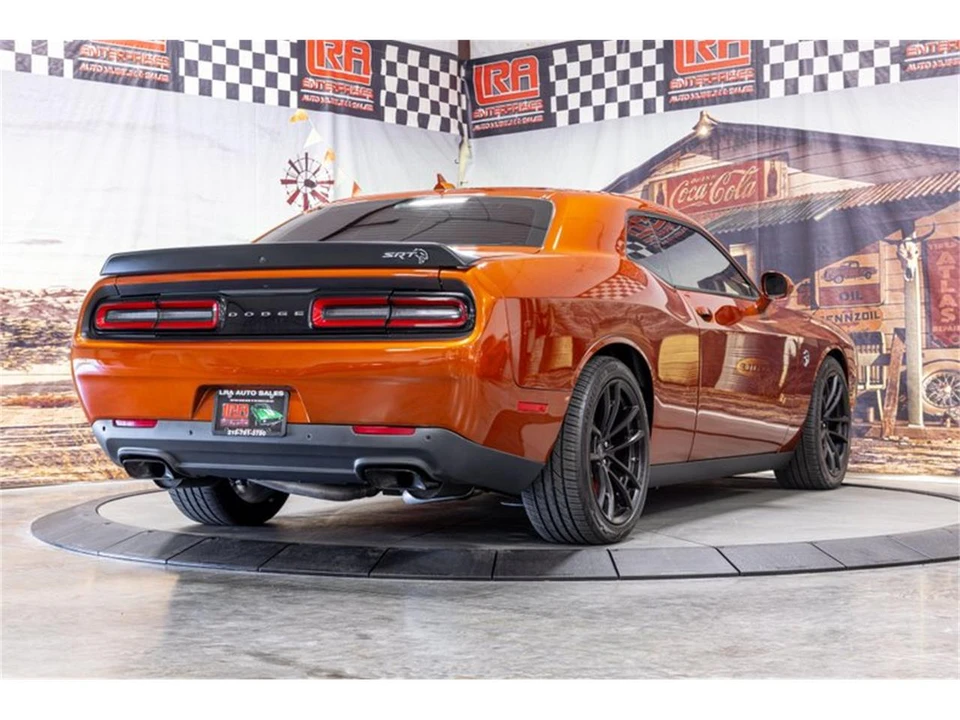 2023 Dodge Challenger 3rd Gen - Image 8 of 31