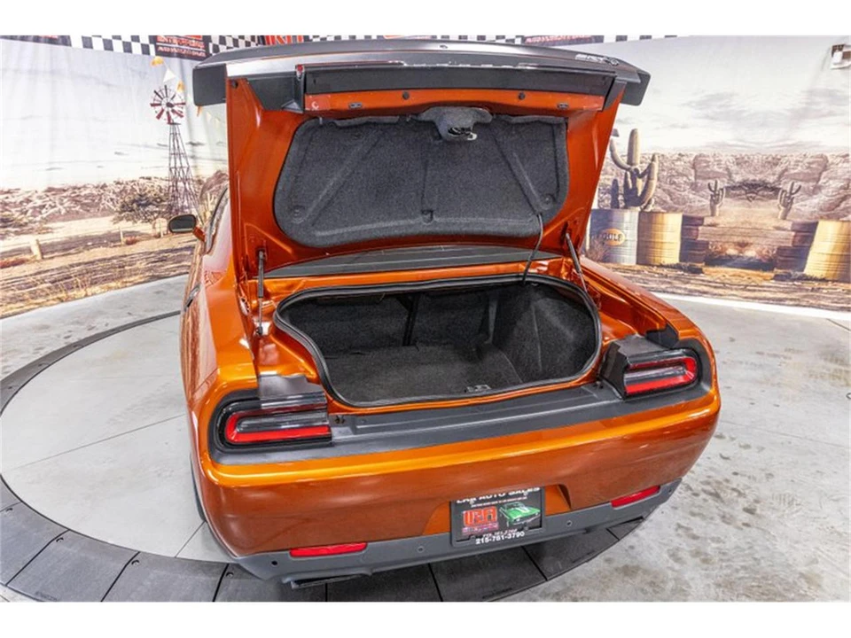 2023 Dodge Challenger 3rd Gen - Image 25 of 31