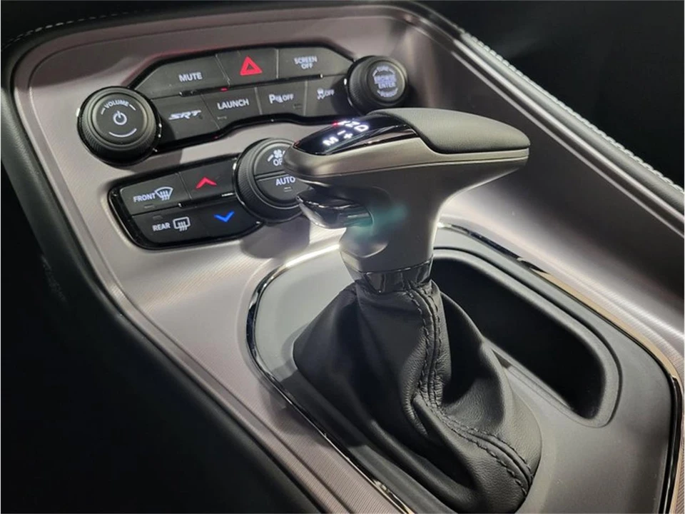 2023 Dodge Challenger 3rd Gen - Image 25 of 31