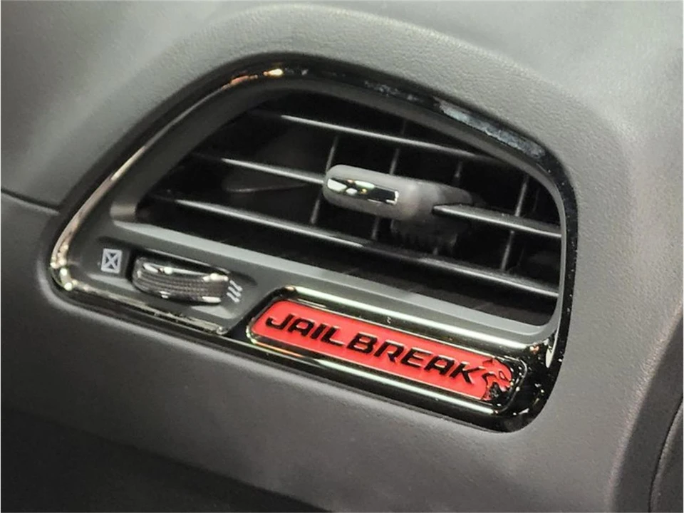 2023 Dodge Challenger 3rd Gen - Image 26 of 31
