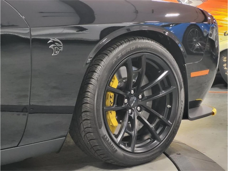 2023 Dodge Challenger 3rd Gen - Image 30 of 31