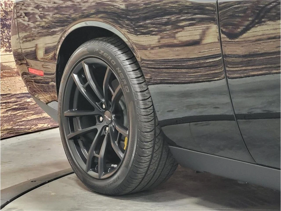 2023 Dodge Challenger 3rd Gen - Image 29 of 31