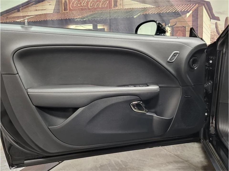 2023 Dodge Challenger 3rd Gen - Image 18 of 31