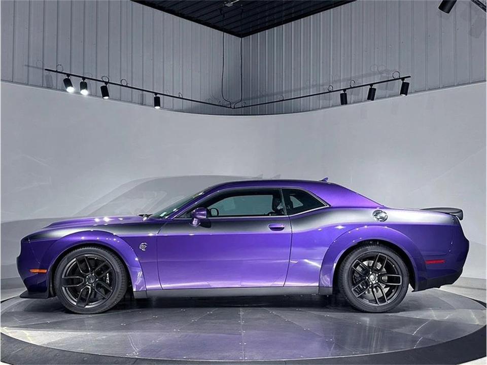 2023 Dodge Challenger 3rd Gen - Image 10 of 31