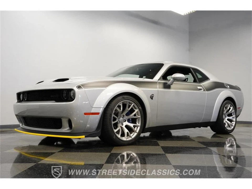 2023 Dodge Challenger 3rd Gen - Image 20 of 31