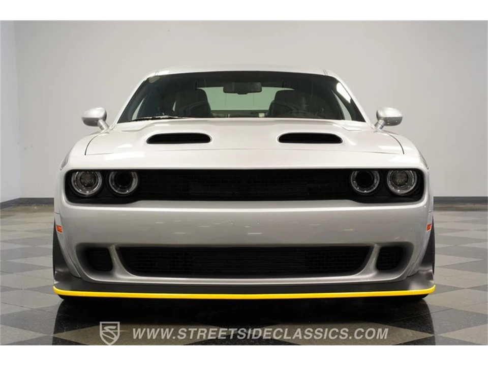2023 Dodge Challenger 3rd Gen - Image 16 of 31