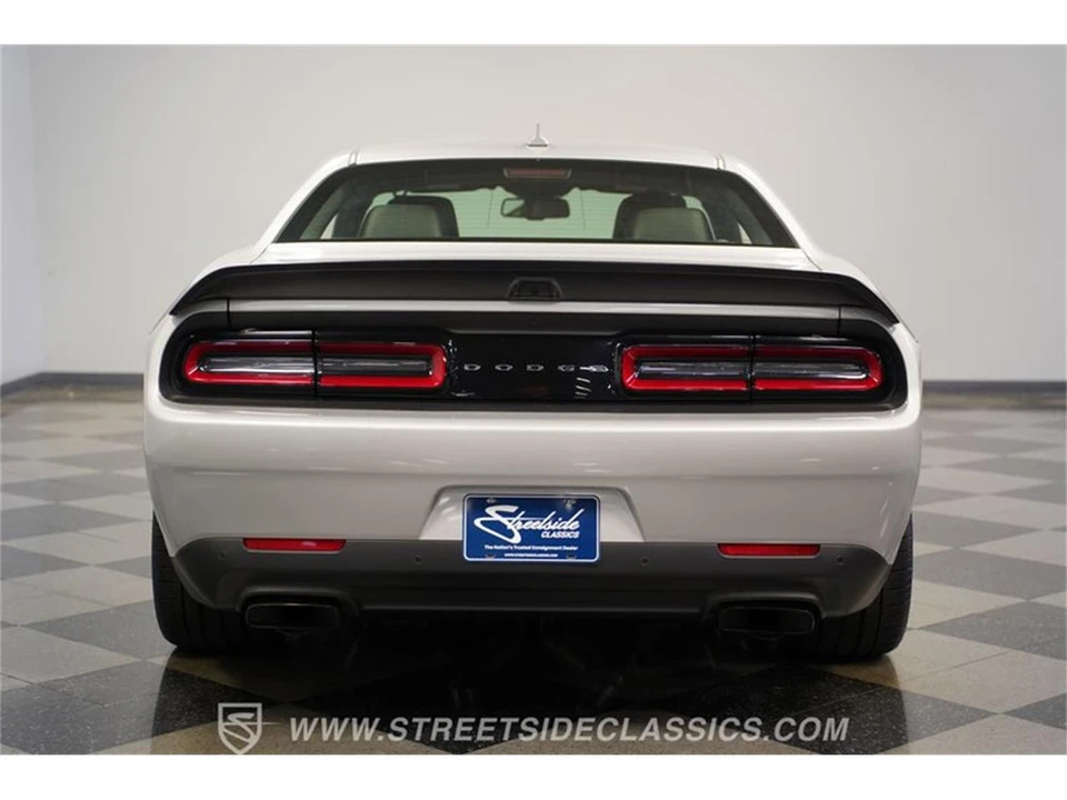 2023 Dodge Challenger 3rd Gen - Image 24 of 31