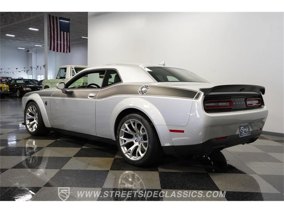 2023 Dodge Challenger 3rd Gen - Image 8 of 31