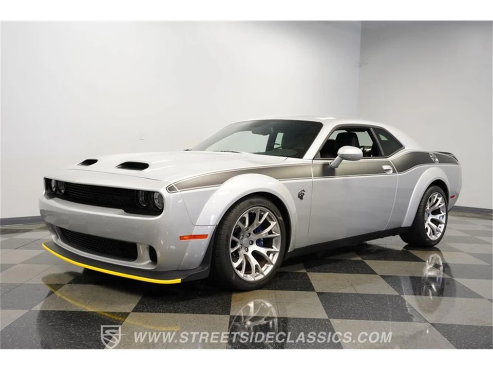2023 Dodge Challenger 3rd Gen - Image 4 of 31