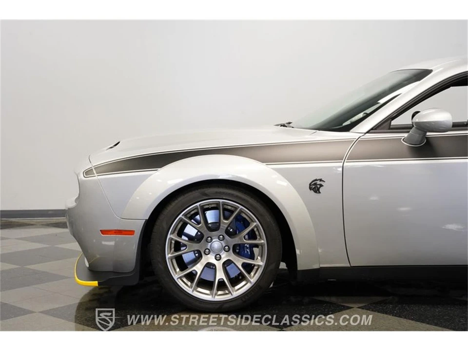 2023 Dodge Challenger 3rd Gen - Image 22 of 31