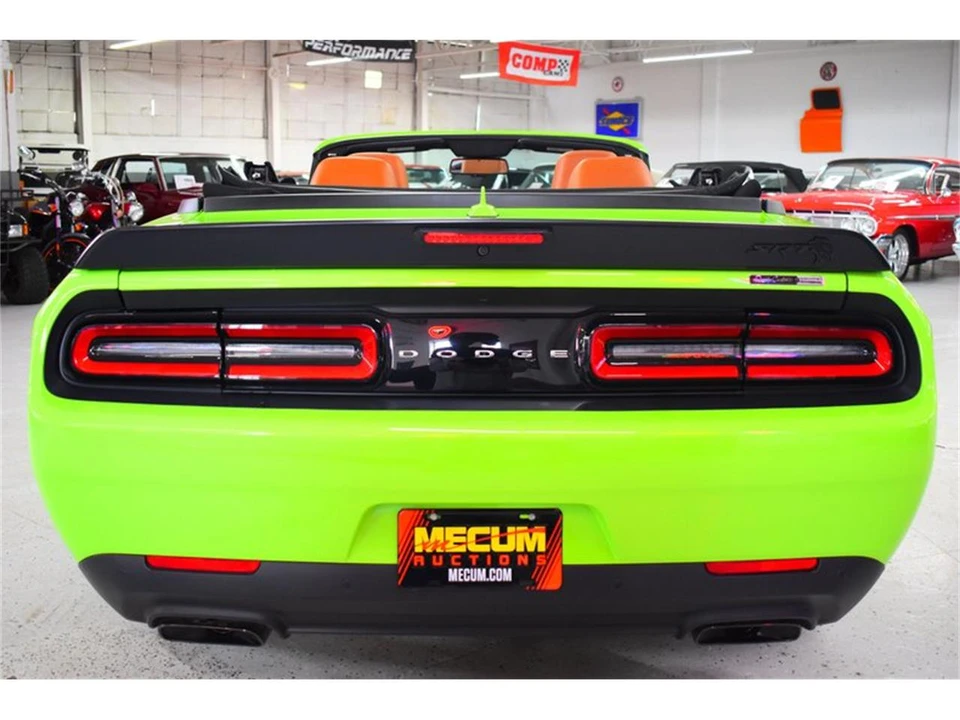 2023 Dodge Challenger 3rd Gen - Image 14 of 31