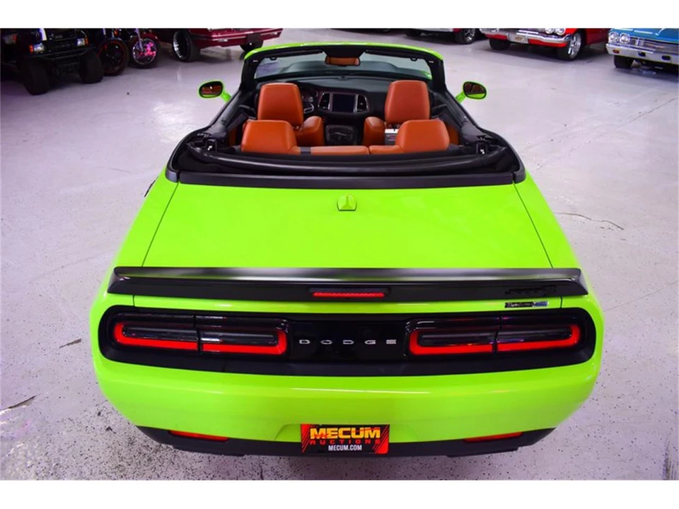 2023 Dodge Challenger 3rd Gen - Image 15 of 31