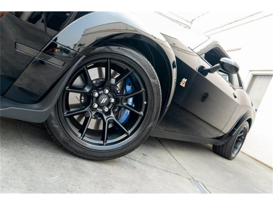 2023 Dodge Challenger 3rd Gen - Image 4 of 12