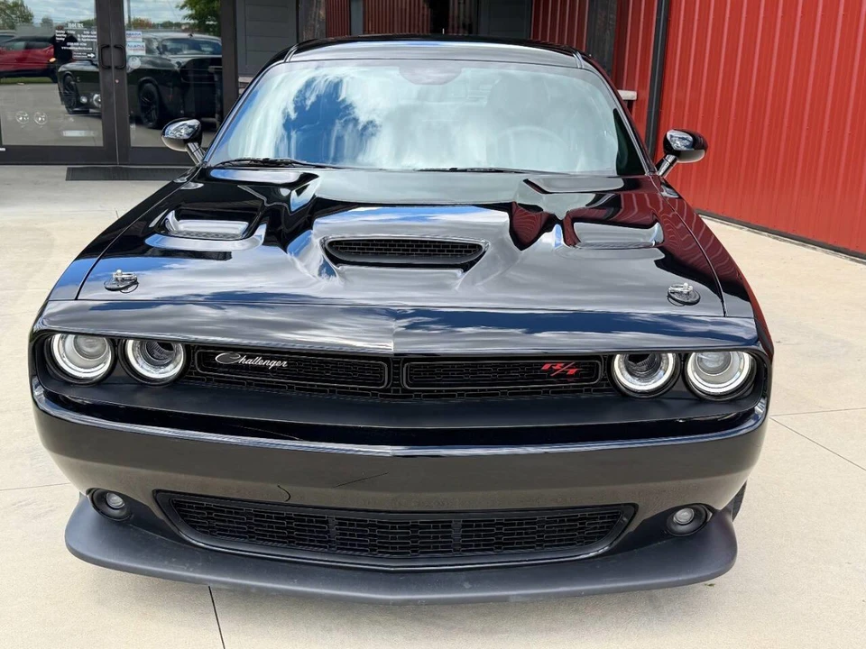 2023 Dodge Challenger 3rd Gen - Image 17 of 31