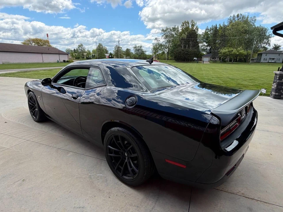 2023 Dodge Challenger 3rd Gen - Image 4 of 31