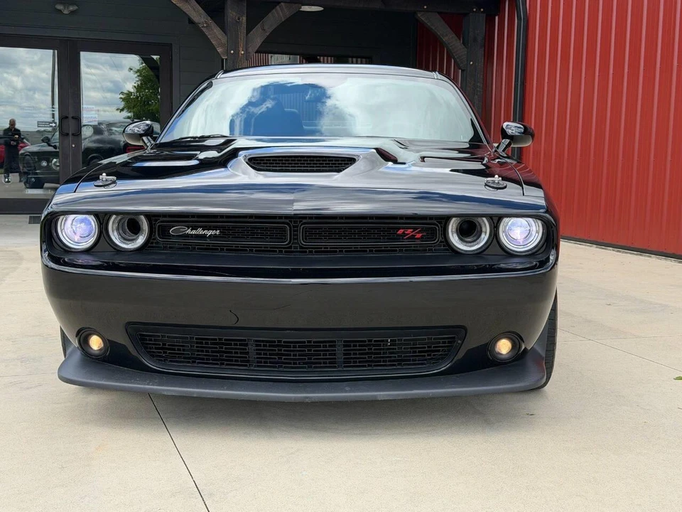 2023 Dodge Challenger 3rd Gen - Image 2 of 31