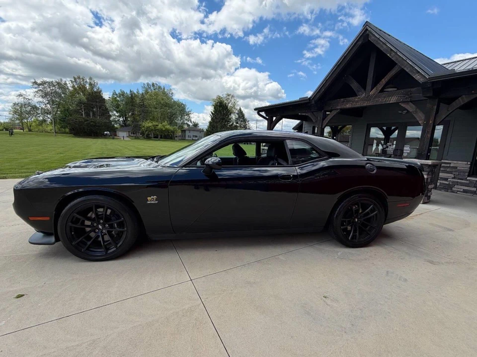 2023 Dodge Challenger 3rd Gen - Image 19 of 31