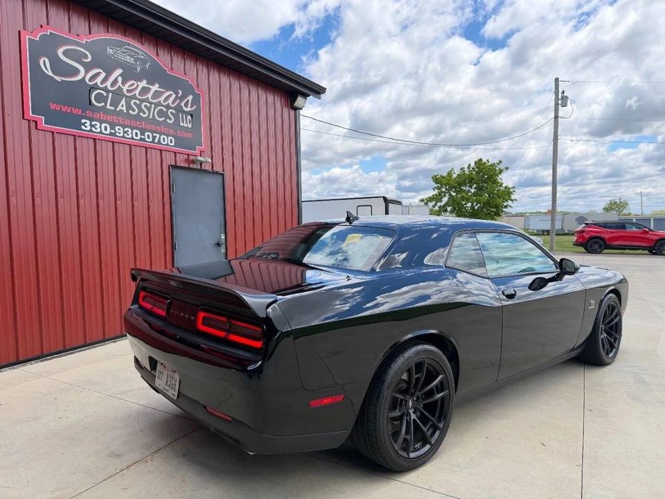2023 Dodge Challenger 3rd Gen - Image 5 of 31