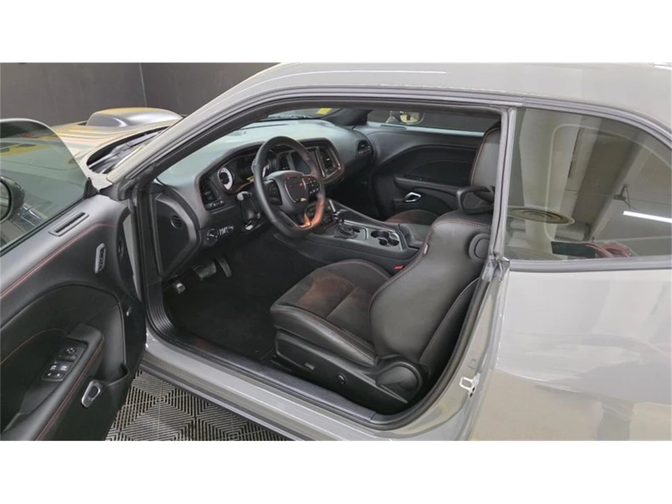 2023 Dodge Challenger 3rd Gen - Image 22 of 31