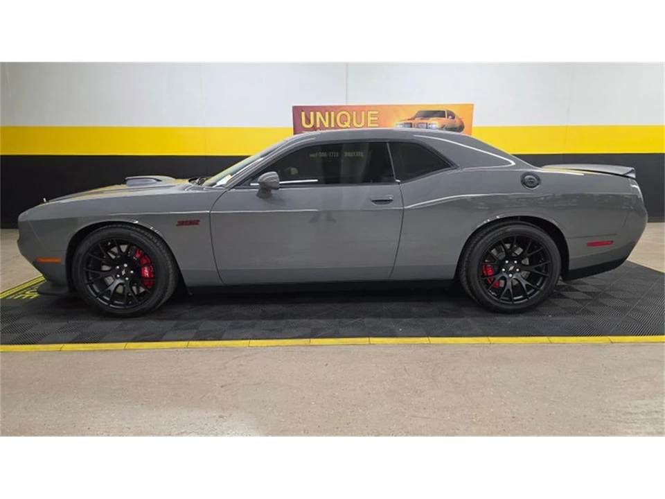 2023 Dodge Challenger 3rd Gen - Image 7 of 31