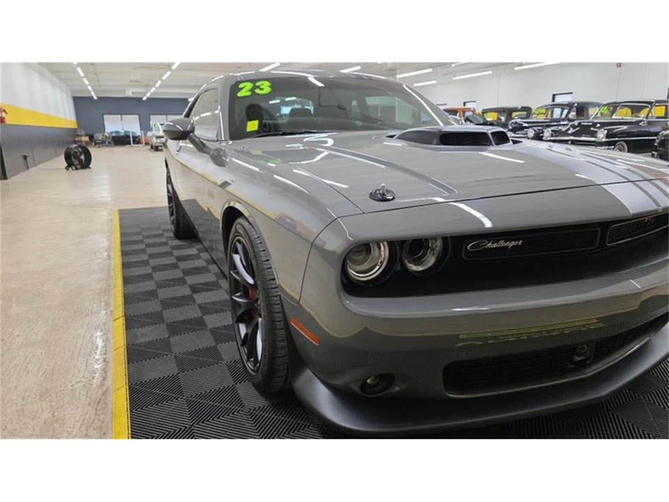 2023 Dodge Challenger 3rd Gen - Image 8 of 31