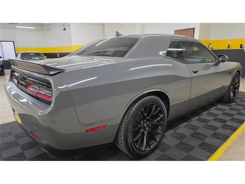 2023 Dodge Challenger 3rd Gen - Image 4 of 31