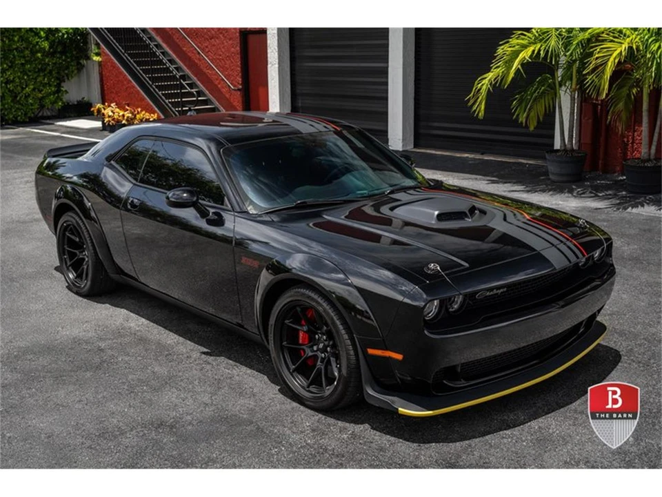 2023 Dodge Challenger 3rd Gen - Image 16 of 31