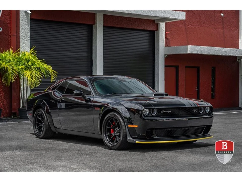 2023 Dodge Challenger 3rd Gen - Image 14 of 31
