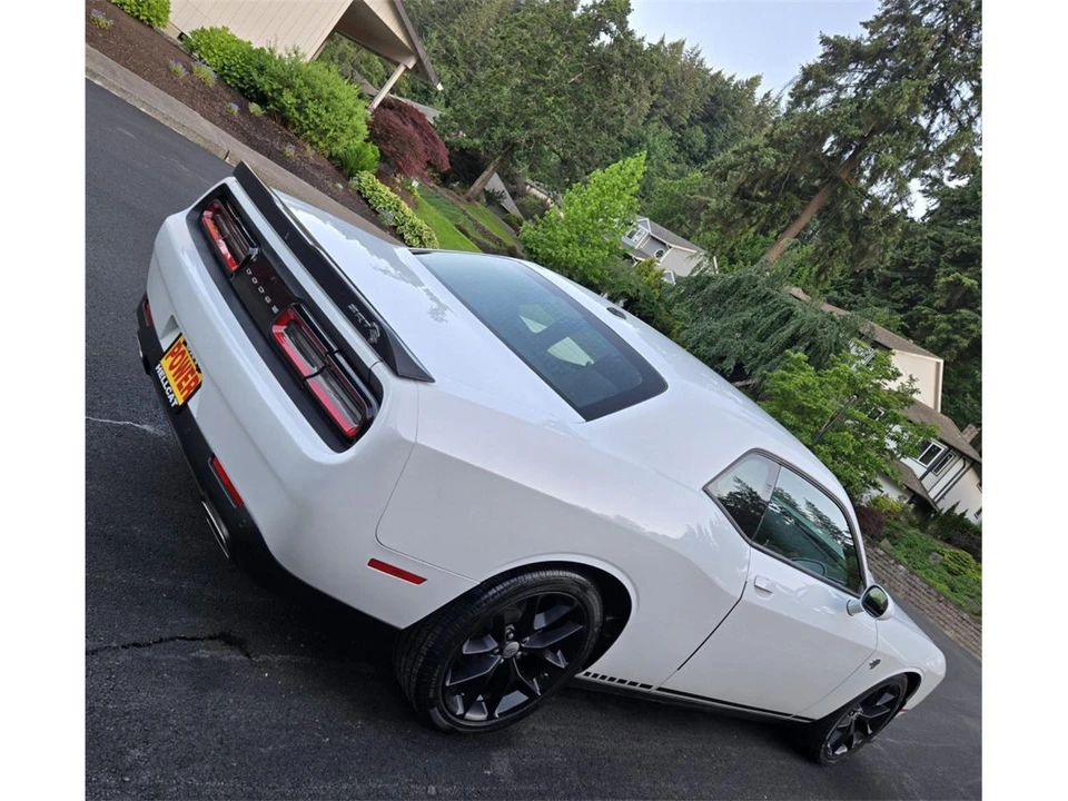 2023 Dodge Challenger 3rd Gen - Image 4 of 30