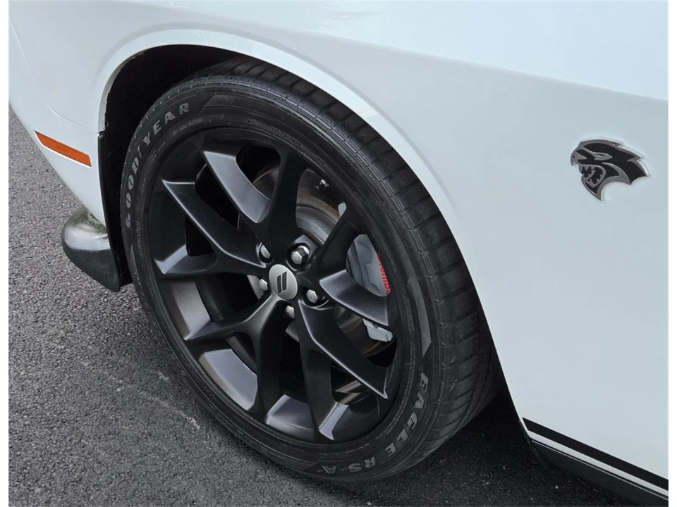 2023 Dodge Challenger 3rd Gen - Image 8 of 30