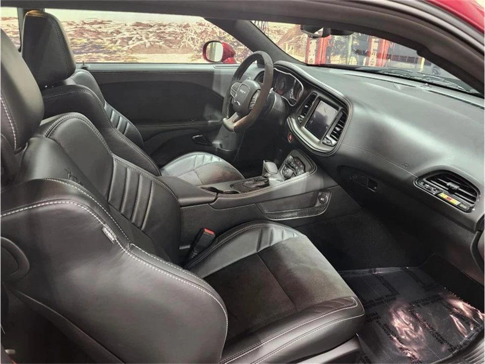 2023 Dodge Challenger 3rd Gen - Image 26 of 31