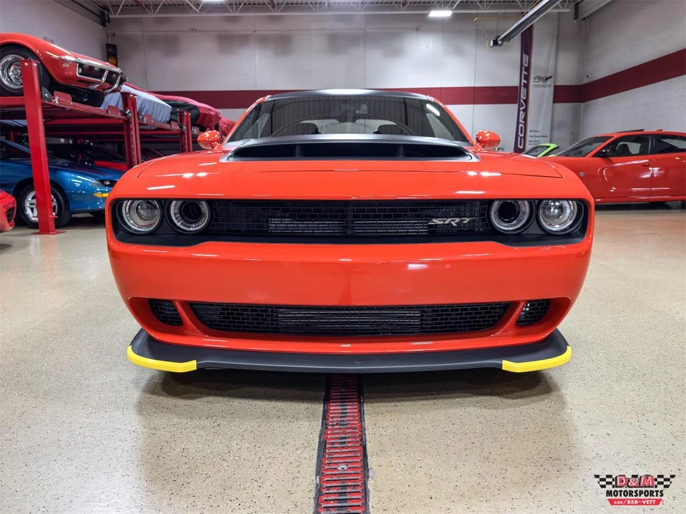 2023 Dodge Challenger 3rd Gen - Image 8 of 31