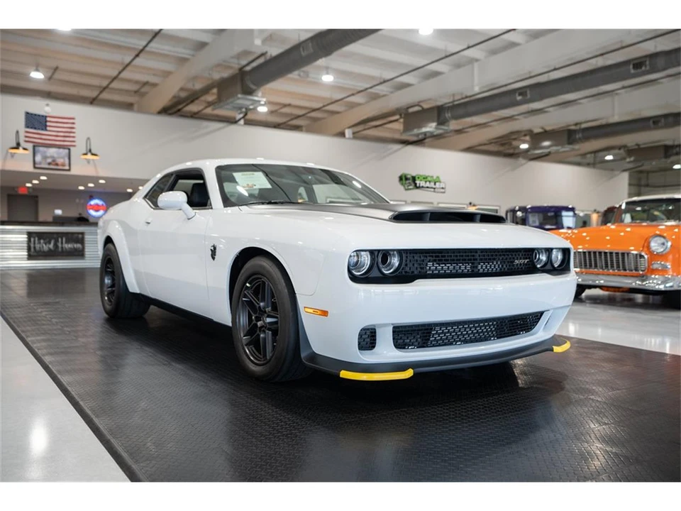 2023 Dodge Challenger 3rd Gen - Image 13 of 31
