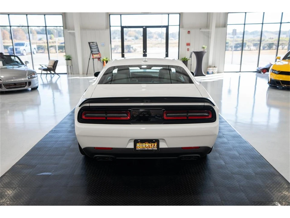 2023 Dodge Challenger 3rd Gen - Image 8 of 31