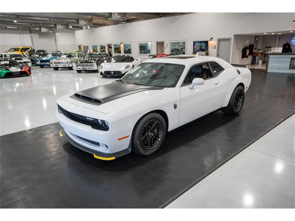 2023 Dodge Challenger 3rd Gen - Image 2 of 31