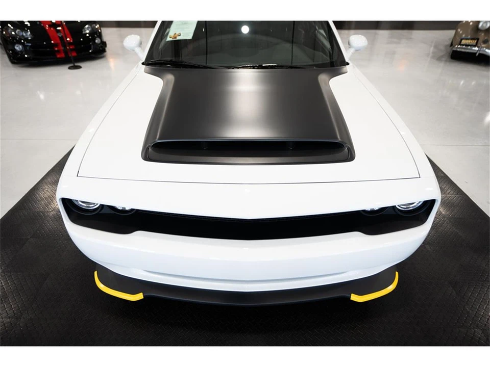 2023 Dodge Challenger 3rd Gen - Image 18 of 31