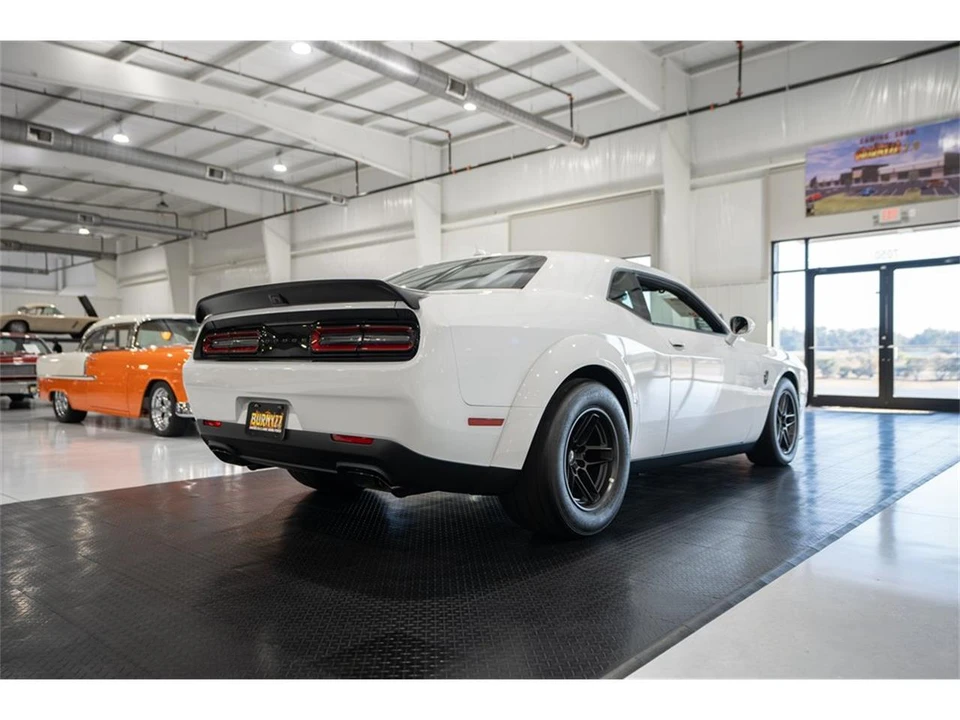 2023 Dodge Challenger 3rd Gen - Image 9 of 31