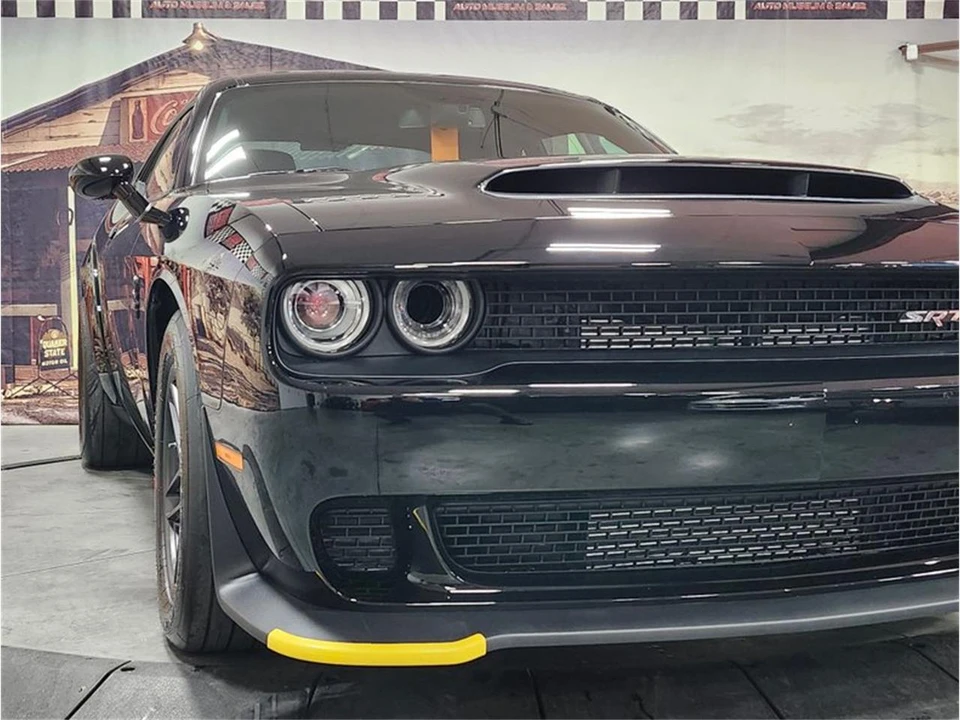 2023 Dodge Challenger 3rd Gen - Image 5 of 31