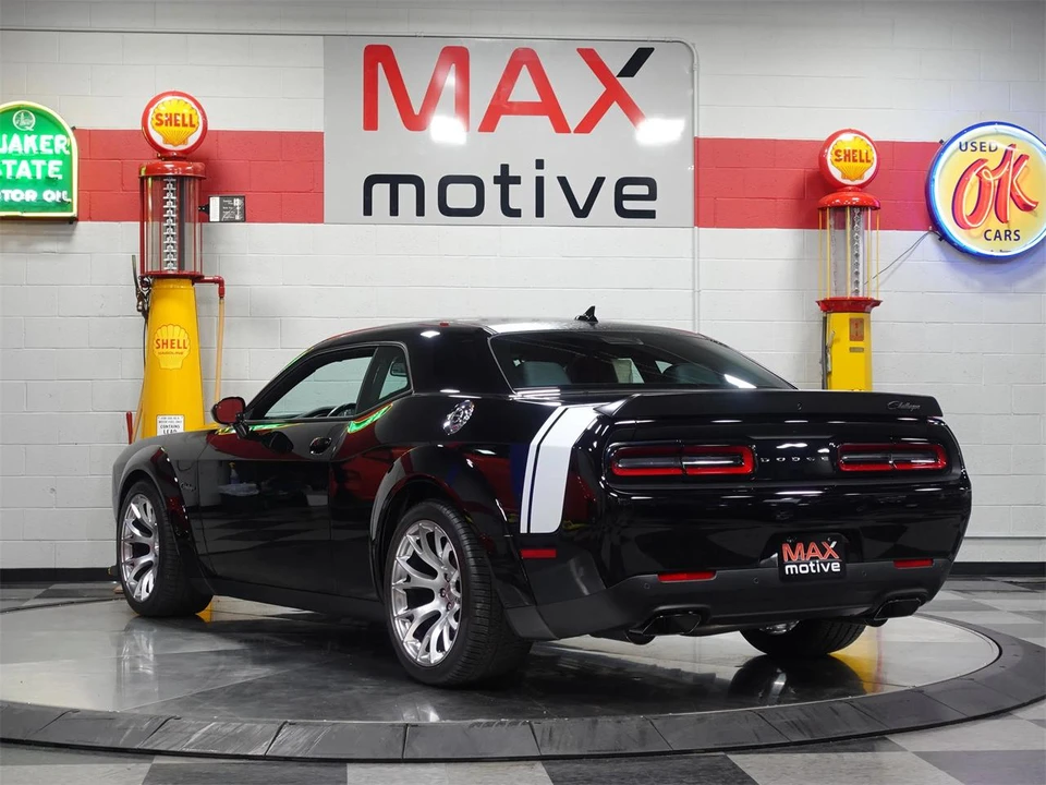 2023 Dodge Challenger 3rd Gen - Image 5 of 31