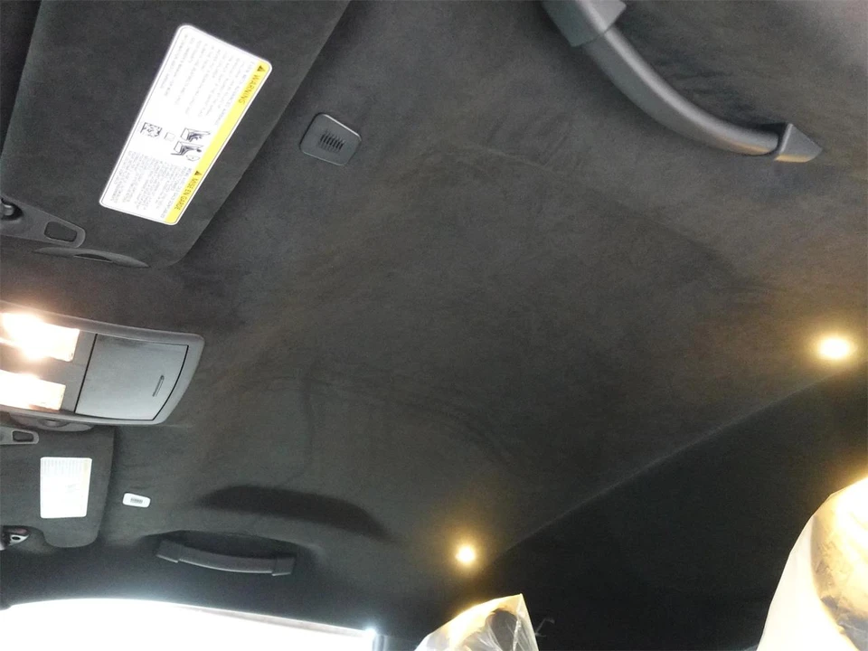 2023 Dodge Challenger 3rd Gen - Image 21 of 31