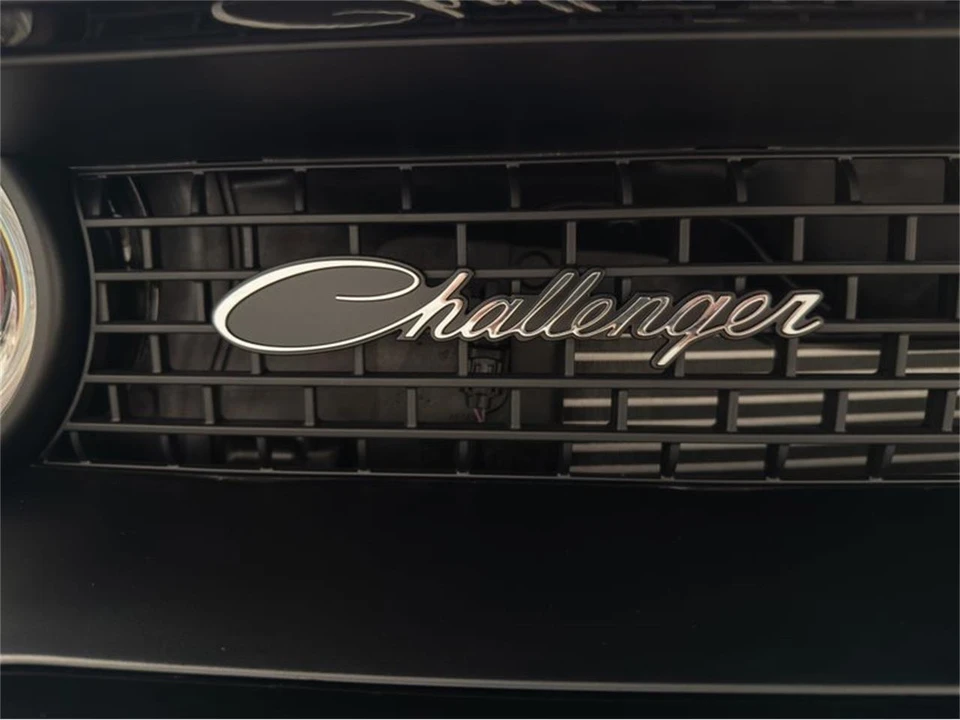 2023 Dodge Challenger 3rd Gen - Image 11 of 31